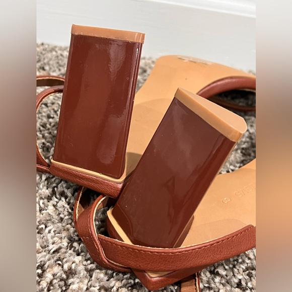 GABRIELLE UNION Kakra Single Band Sandals Size 8 - Picture 8 of 12